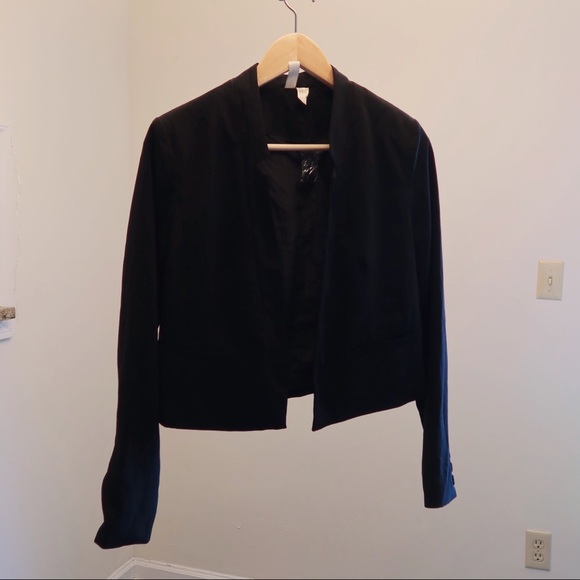 Padded Shoulder Crop Blazer - Black - Picture 4 of 5